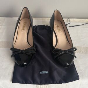 Designer PRADA Black patent leather with bow, size 40